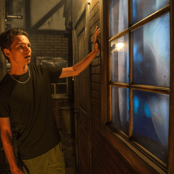 Shadow of Whitechapel gallery image